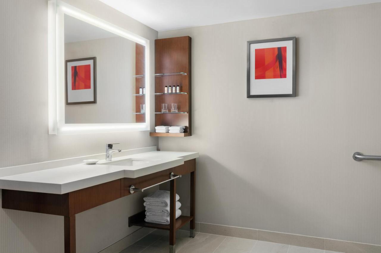 Delta Hotels By Marriott Indianapolis Airport Exteriér fotografie